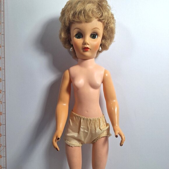 14R Revlon Style Fashion Girl Doll 19" Original Clothes Shoes Earrings Vintage - Picture 5 of 16